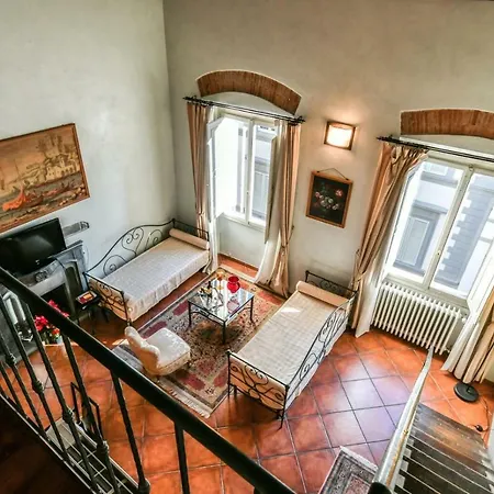 Romantic Terrace Apartment Florenz