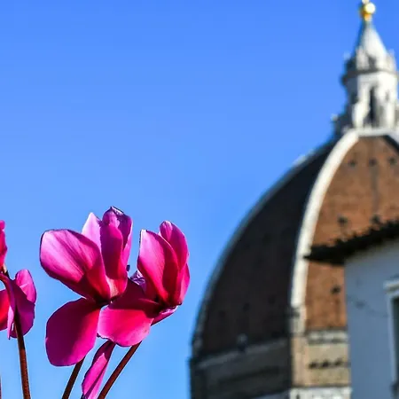 Romantic Terrace Флоренция