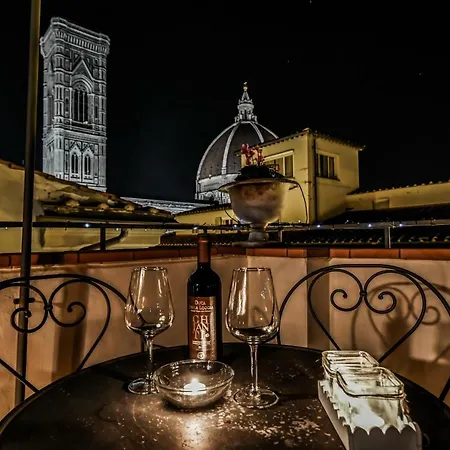 Апартаменты Romantic Terrace Флоренция